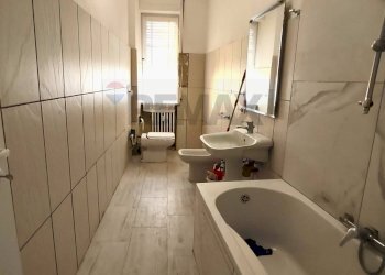 Bagno - Three-room apartment via Valletta Fogliano
 
1, Vigevano - photo 5