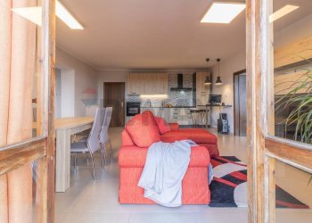 Sala da pranzo - Quadrilocale Via Guglielmo Marconi
 
s.n.c, Ischia di Castro - foto 1
