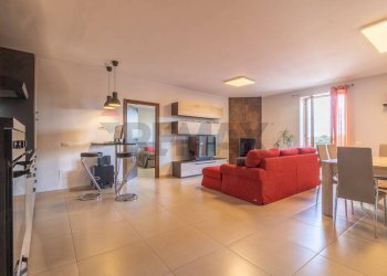 Sala da pranzo - Quadrilocale Via Guglielmo Marconi
 
s.n.c, Ischia di Castro - foto 4