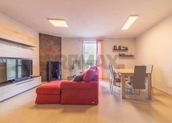 Sala da pranzo - Quadrilocale Via Guglielmo Marconi
 
s.n.c, Ischia di Castro - foto 6