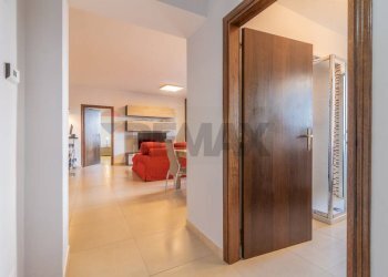 Hall / corridoio - Quadrilocale Via Guglielmo Marconi
 
s.n.c, Ischia di Castro - foto 25