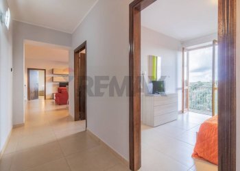 Hall / corridoio - Quadrilocale Via Guglielmo Marconi
 
s.n.c, Ischia di Castro - foto 31