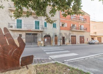 Edificio all\'aperto - Quadrilocale Via San Magno
 
58, Farnese - foto 4