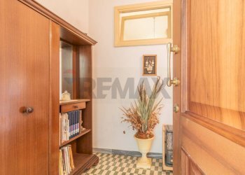 Hall / corridoio - Quadrilocale Via San Magno
 
58, Farnese - foto 9