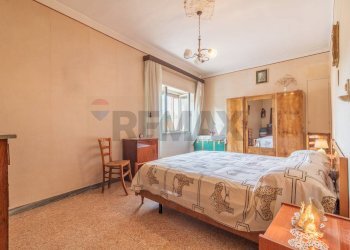 Camera / camera da letto - Quadrilocale Via San Magno
 
58, Farnese - foto 26