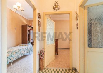 Hall / corridoio - Quadrilocale Via San Magno
 
58, Farnese - foto 28