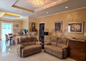 Sala da pranzo - Trilocale Via Salvatore Quasimodo
 
37, Vieste - foto 1