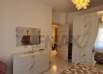 Camera / camera da letto - Trilocale Via Salvatore Quasimodo
 
37, Vieste - foto 12