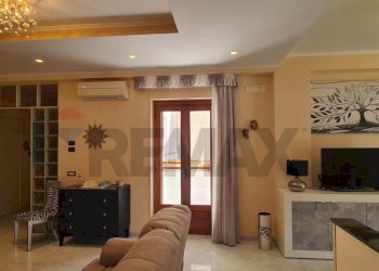 Soggiorno - Trilocale Via Salvatore Quasimodo
 
37, Vieste - foto 19