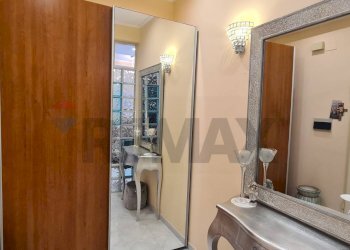 Hall / corridoio - Trilocale Via Salvatore Quasimodo
 
37, Vieste - foto 20