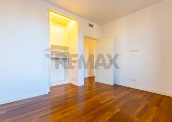 Stanza vuota - Quadrilocale Via Giuseppe Taverna
 
86, Piacenza - foto 44