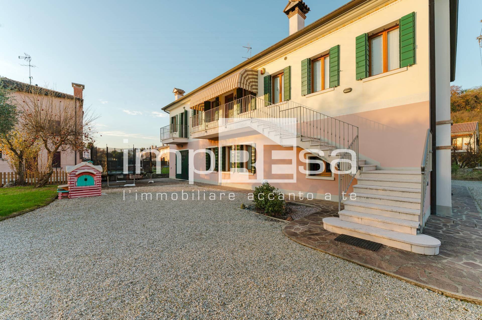 Foto 1 - Villa Via Aglaia Anassillide, Montebelluna - photo 1