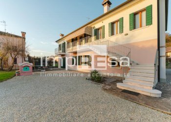 Foto 1 - Villa Via Aglaia Anassillide, Montebelluna - photo 1