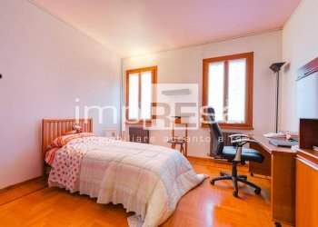 Foto 15 - Villa Via Aglaia Anassillide, Montebelluna - photo 15