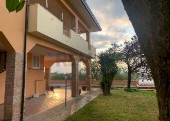 Casa all\'aperto - Casa semi indipendente via località pezzepagliara
 
11, Torrecuso - foto 2