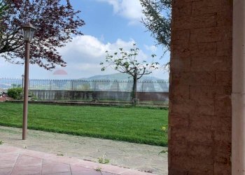 Giardino - Casa semi indipendente via località pezzepagliara
 
11, Torrecuso - foto 7