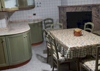 Sala da pranzo - Casa semi indipendente via località pezzepagliara
 
11, Torrecuso - foto 26