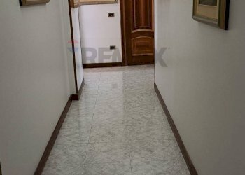 Hall / corridoio - Casa semi indipendente via località pezzepagliara
 
11, Torrecuso - foto 36