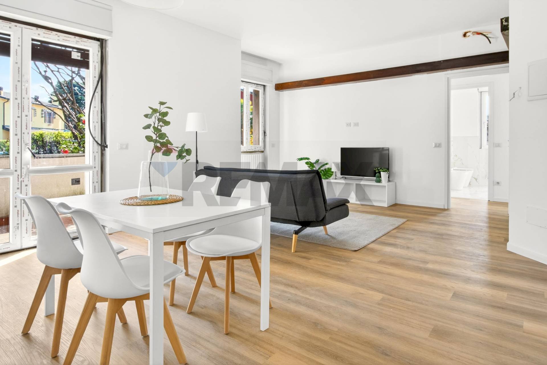 Sala da pranzo - Trilocale Bologna
 
14, Olgiate Olona - foto 2