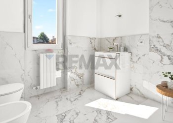 Bagno - Trilocale Bologna
 
14, Olgiate Olona - foto 21