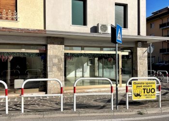 Edificio all\'aperto - Negozio guglielmo marconi
 
70, Vigodarzere - foto 18