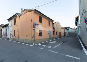 Foto 2 - Casa indipendente Via Diaz
 
30, Gabbioneta-Binanuova - foto 2