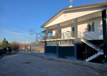 Casa all\'aperto - Villa Via Motte
 
12/A, Sesto Calende - foto 1