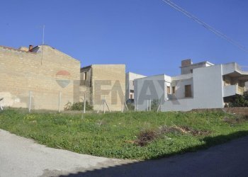 Edificio all\'aperto - Terreno agricolo Via Fonte Diana, Vittoria - foto 1