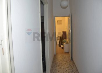 Hall / corridoio - Independent house Via Firenze
 
215/217, Vittoria - photo 17