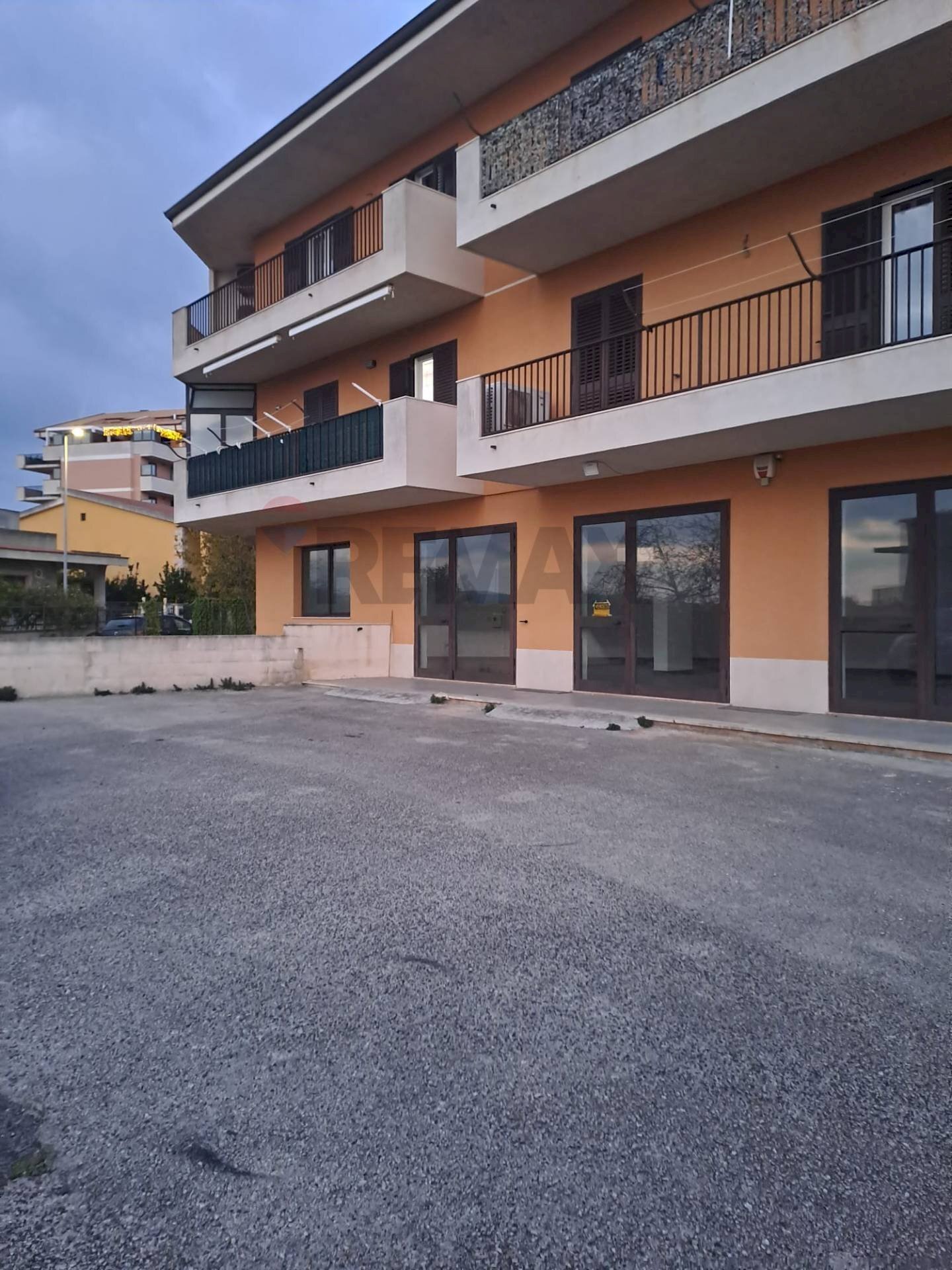 Edificio all\'aperto - Locale Commerciale Via Sacro Cuore, Modica - foto 2