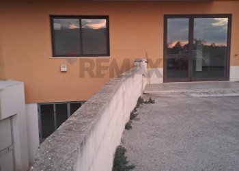 Edificio all\'aperto - Locale Commerciale Via Sacro Cuore, Modica - foto 4