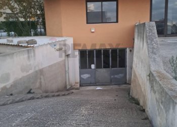 Edificio all\'aperto - Locale Commerciale Via Sacro Cuore, Modica - foto 5