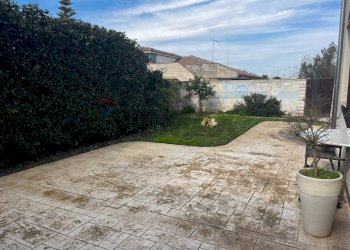 Terrazza - Villa Via Aldo Moro
 
66, Ragusa - foto 7