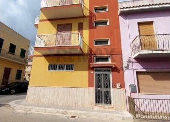 Edificio all\'aperto - Casa indipendente via Buozzi
 
23, Ispica - foto 2