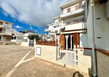 Edificio all\'aperto - Trilocale Via Terrasini
 
15, Ragusa - foto 13