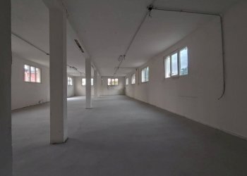 Foto 2 - Capannone via adige, Palazzolo sull'Oglio - foto 2