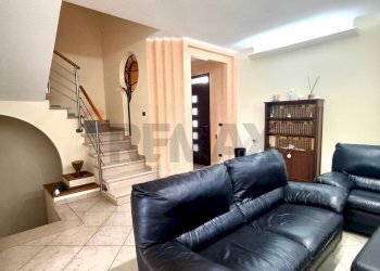 Soggiorno - Villa a Schiera Via Padre Bernardo Lo Palco
 
78, Latiano - foto 6