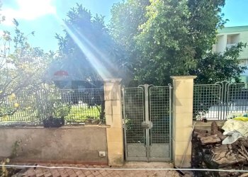 Giardino - Villa a Schiera Via Padre Bernardo Lo Palco
 
78, Latiano - foto 12