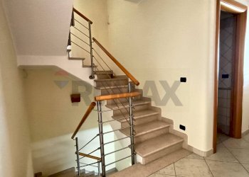 Scale - Villa a Schiera Via Padre Bernardo Lo Palco
 
78, Latiano - foto 22