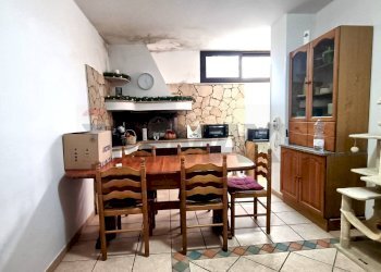 Sala da pranzo - Villa a Schiera Via Padre Bernardo Lo Palco
 
78, Latiano - foto 30