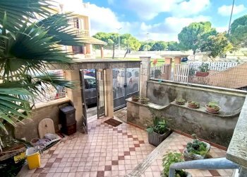 Balcone - Villa a Schiera Via Padre Bernardo Lo Palco
 
78, Latiano - foto 32