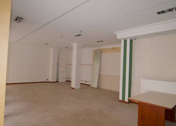 Foto 6 - Locale Commerciale VIA F.LLI CAIROLI
 
22, Lecco - foto 6