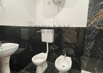 Bagno - One-room apartment vicolo della cassetta
 
23, Palermo - photo 3