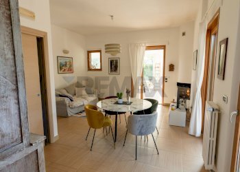 Sala da pranzo - Villa Contrada Grottole
 
7/4, Polignano a Mare - foto 11