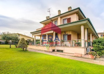 Esterna - Villa Via Tito Poggi
15, Roma - foto 3