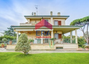 Esterna - Villa Via Tito Poggi
15, Roma - foto 5