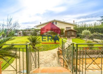 Esterna - Villa Via Tito Poggi
15, Roma - foto 12