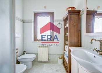 Bagno - Villa Via Tito Poggi
15, Roma - foto 22