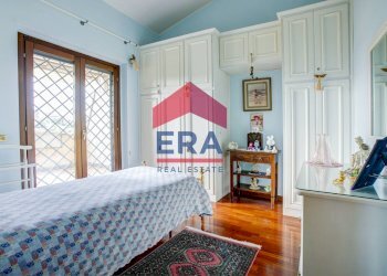 Camera da letto - Villa Via Tito Poggi
15, Roma - foto 24