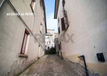 STRADA DI ACCESSO - Appartamento VIA ROMA
 
37, Roccastrada - foto 5